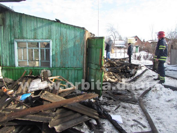 В Красноармейске в результате пожара погиб мужчина (фото, видео)