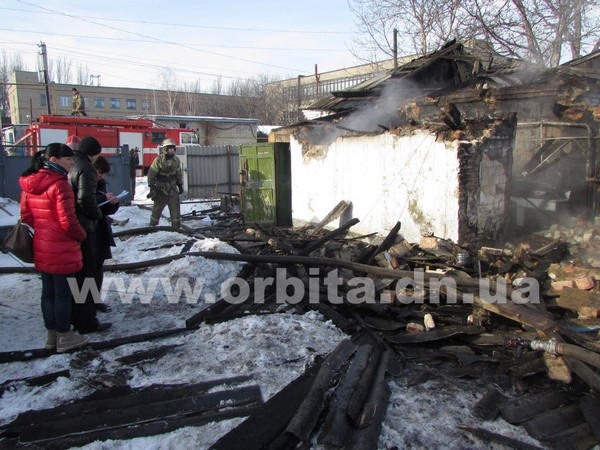 В Красноармейске в результате пожара погиб мужчина (фото, видео)