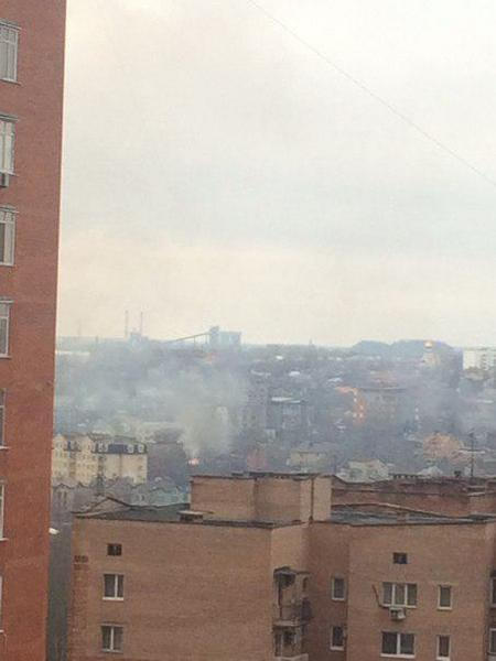 Сегодня в Донецке звучали залпы артиллерии и бушевали пожары: есть погибшие