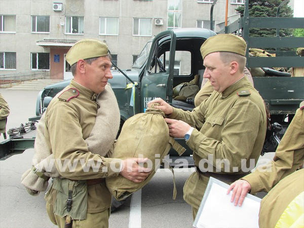 В Красноармейск прибыла военная техника (фото, видео)