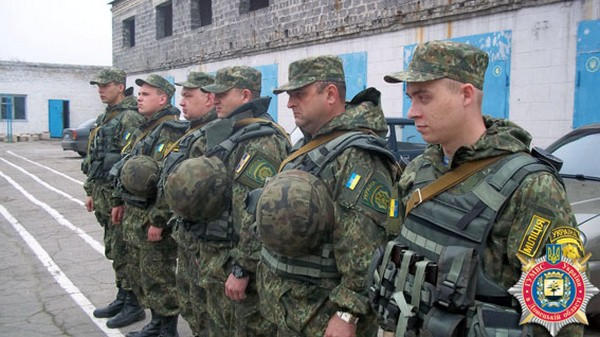 Милиционеры Красноармейска снова отправились в зону АТО (фото)