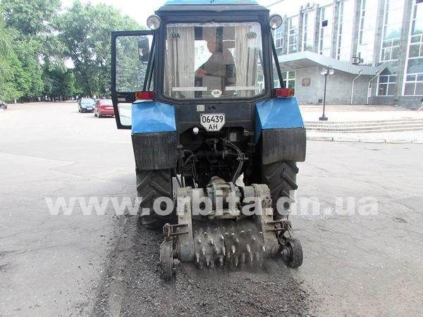 Как ремонтируют дороги в Красноармейске (фото)