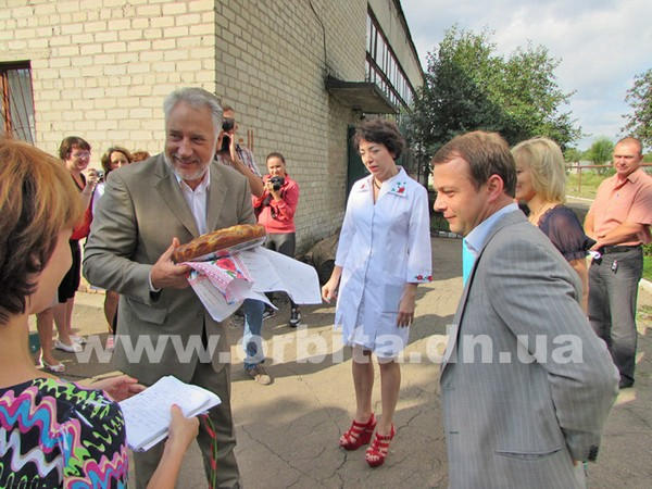 Губернатор Донецкой области посетил Димитров