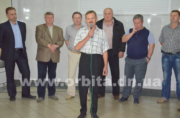 В Родинском собрались шахтеры, чтобы поддержать директора шахты