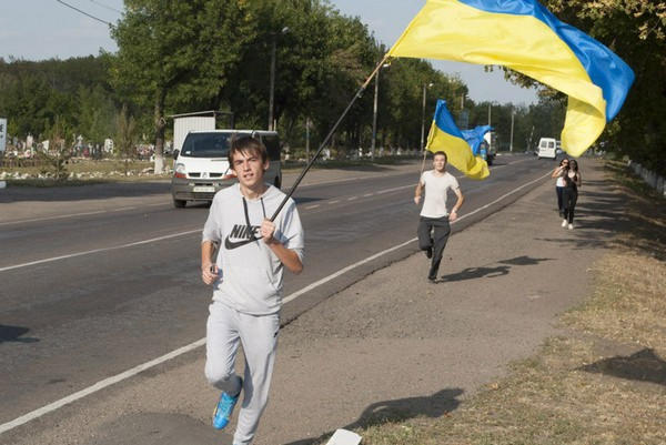 Пробежка патриотов в Димитрове едва не превратилась в одиночный забег