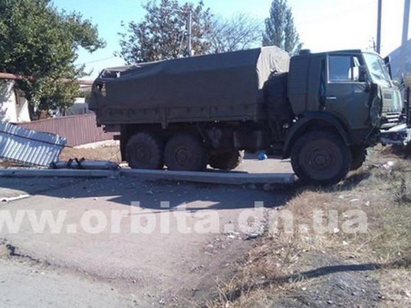 В Красноармейском районе военный автомобиль устроил ДТП