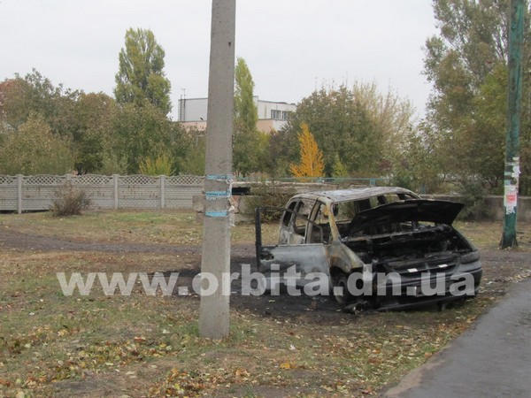В Димитрове сгорел военный автомобиль