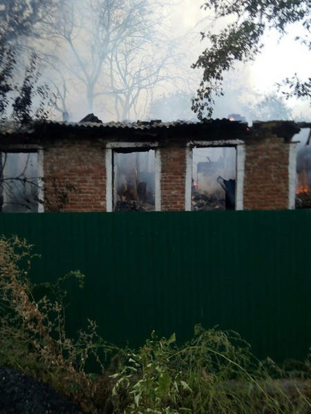 На пожаре в Димитрове обнаружен труп