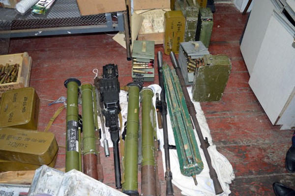 Промышленная база в Красноармейске оказалась складом оружия