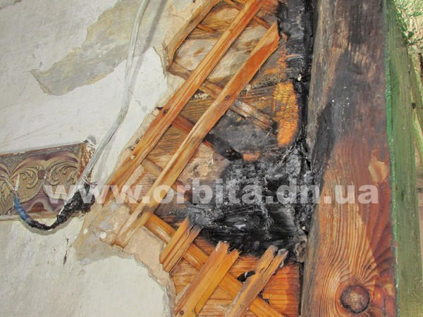 Причиной пожара в Покровске стала неисправная электропроводка