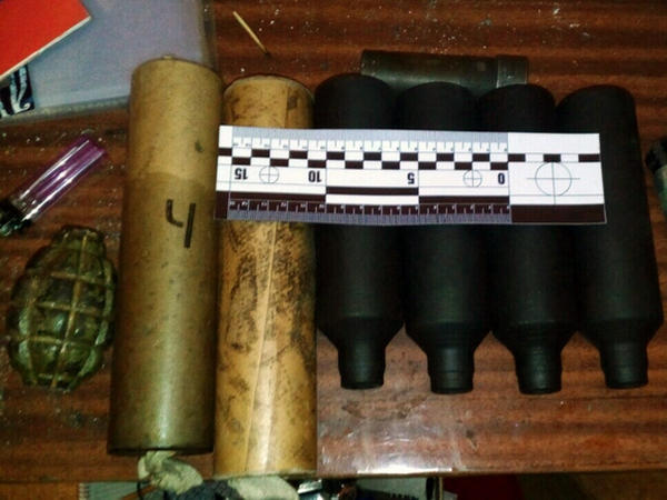 22-летний житель Селидово активно вооружался и собрал необычный арсенал