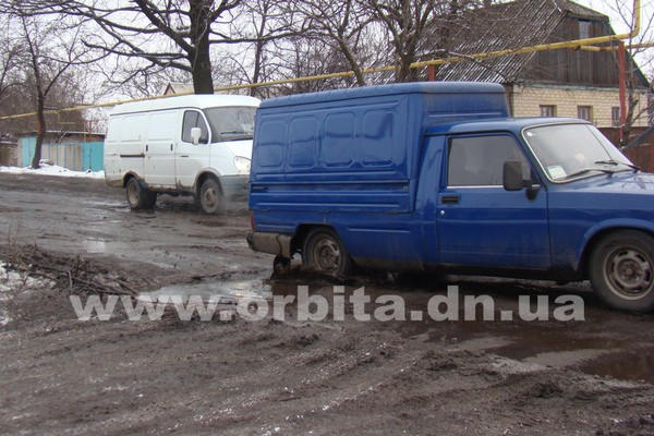 Спустя неделю результатов временного ремонта дорог в Покровске как и не бывало