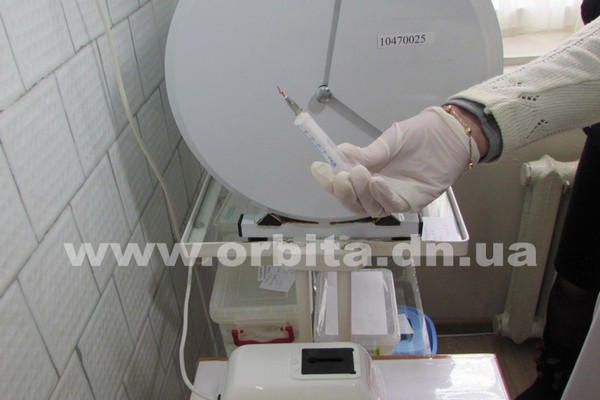 Больницу Покровска укомплектовали новым медицинским оборудованием