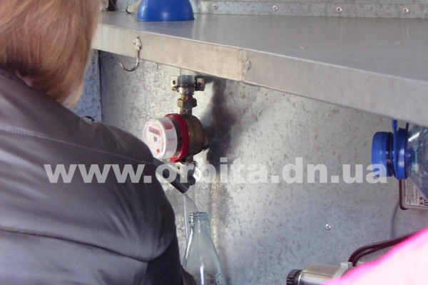 Безопасно ли употреблять питьевую воду на разлив в Покровске