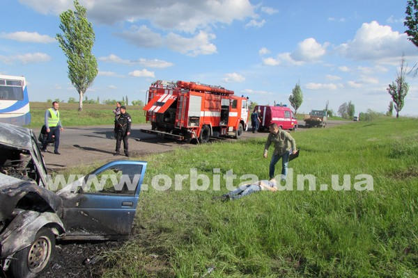 В результате ДТП возле Покровска загорелись автомобили и погибли люди