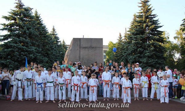 В Селидово весело отпраздновали День защиты детей
