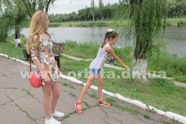 Жители Покровска сообщают о появлении змей в городском парке