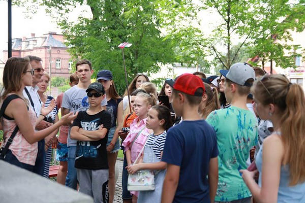 Школьники из Покровска в качестве «бонуса» поедут отдыхать за границу