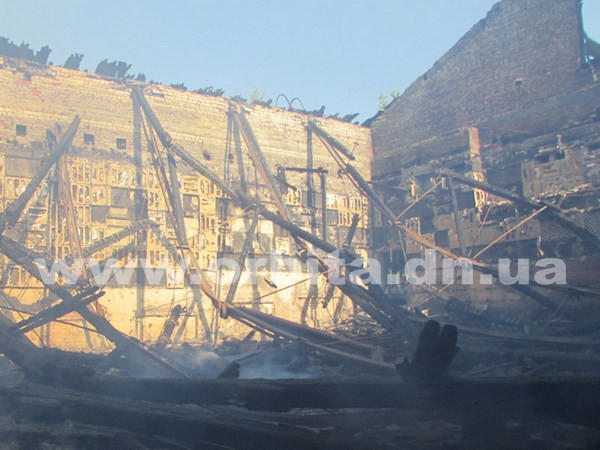 Как выглядит кинотеатр «Мир» в Покровске после пожара