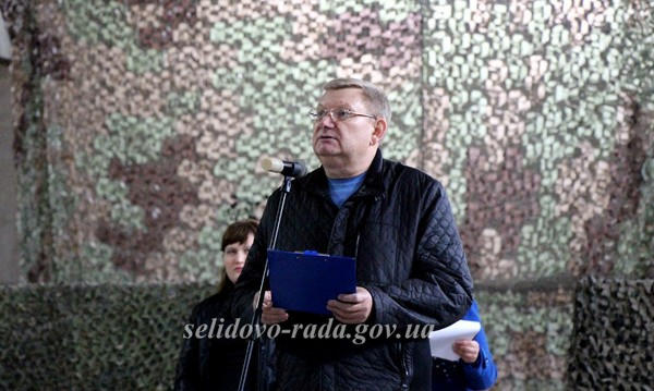Творческие коллективы Селидово поздравили военных с Днем защитника Украины