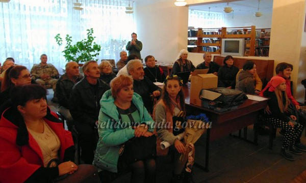 В Селидово привезли украинские книги