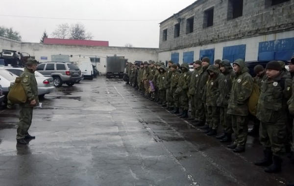 Полицию Покровска подняли по «тревоге», чтобы защитить админздание