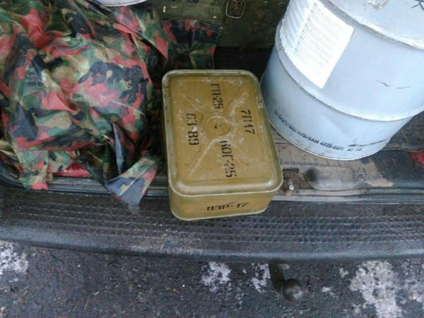 На блокпосту в Покровске собака «унюхала» автомобиль с гранатами