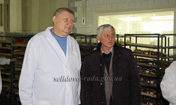 Мэру провели экскурсию по Селидовскому хлебокомбинату