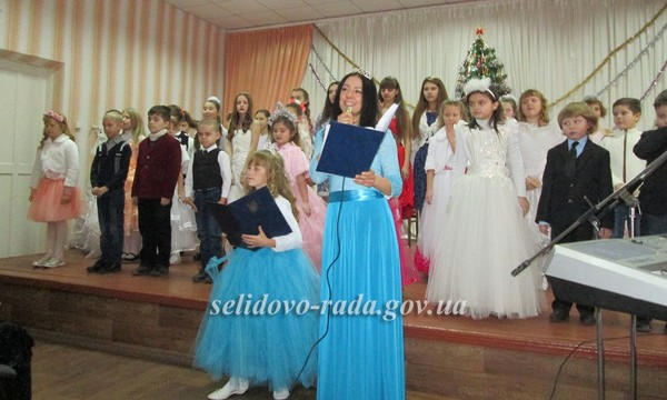 В Горняке прошел традиционный праздничный концерт «В ожидании Рождества»