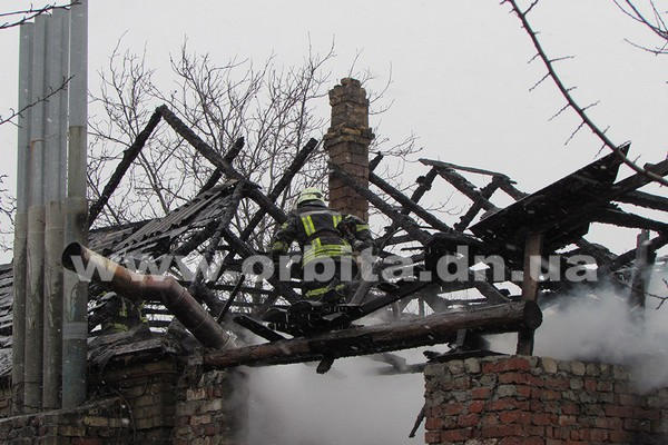 Семья из Покровска посреди зимы осталась без крыши над головой