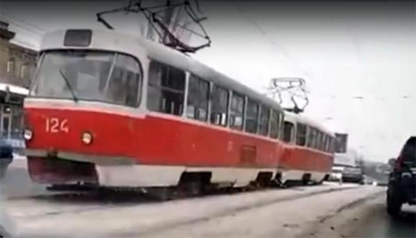 В оккупированном Донецке столкнулись два трамвая