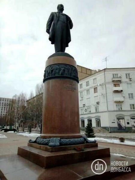 Как сейчас в оккупированном Донецке выглядит памятник Тарасу Шевченко