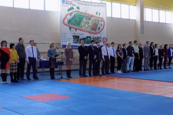 Каратисты из Селидово приняли участие в чемпионате Донецкой области