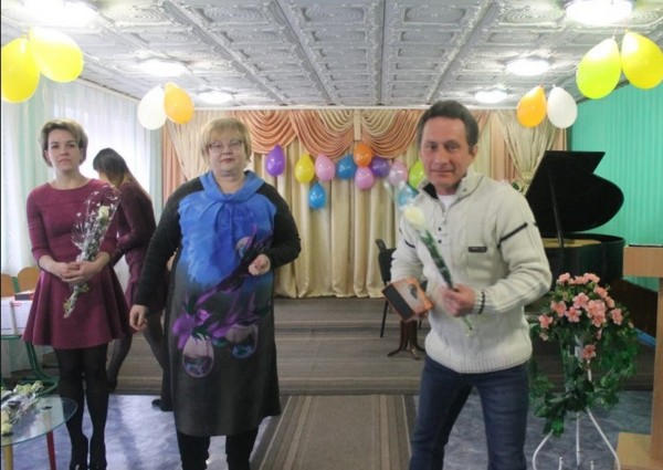 Коммунальщиков Новогродовки поздравили с профессиональным праздником
