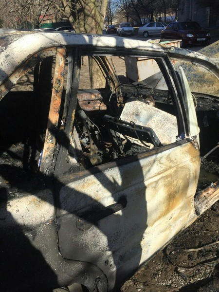 В оккупированном Донецке сгорел дотла автомобиль