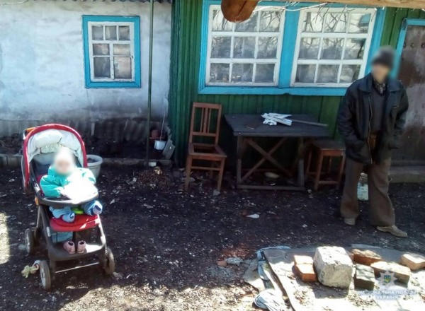 Полицейские прошлись по проблемным семьям в Кураховке