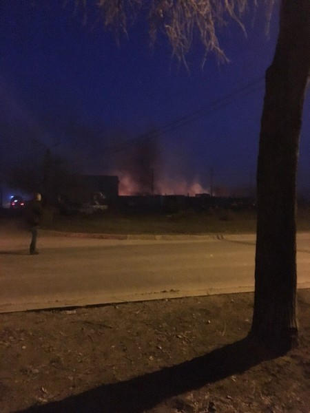 В оккупированном Донецке загорелась автостоянка