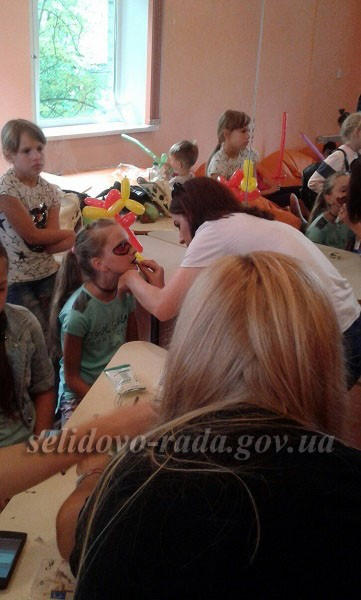 В Селидово организовали веселый и содержательный отдых для детей