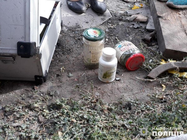 Зачем житель Мирнограда запасался оружием и наркотиками?