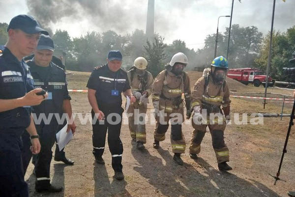 В Мирноград съехались спасатели со всей Донецкой области