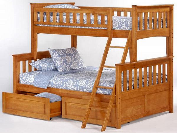 деревянная двухъярусная кровать для детей