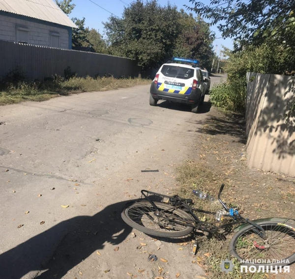 В результате ДТП в Покровске велосипедист с многочисленными повреждениями оказался в больнице