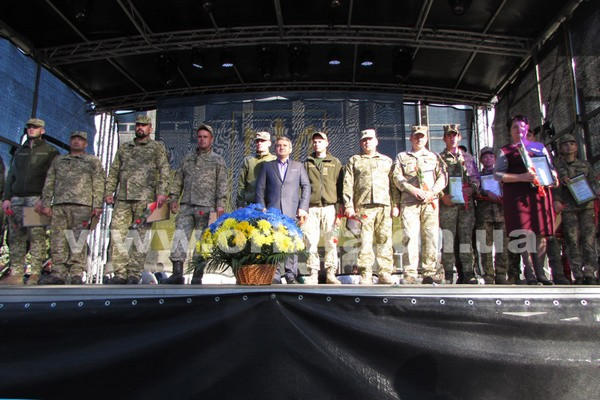 В Покровске с размахом отметили День защитника Украины