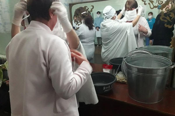 Из-за химической «опасности» в Мирнограде эвакуировали больницу