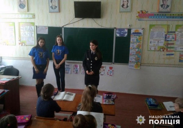 Школьникам Покровска рассказали, как выжить на дороге