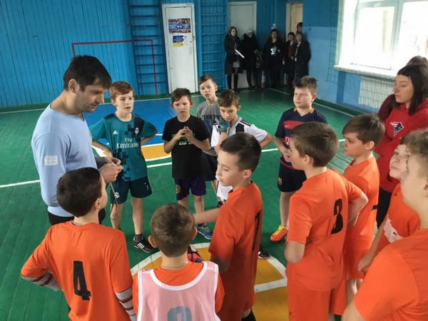 Определен победитель школьной футзальной лиги Украины в Новогродовке