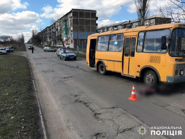 В Мирнограде пенсионерка погибла под колесами рейсового автобуса