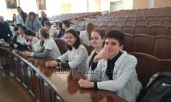 Школьница из Украинска победила в IV этапе Всеукраинской олимпиады