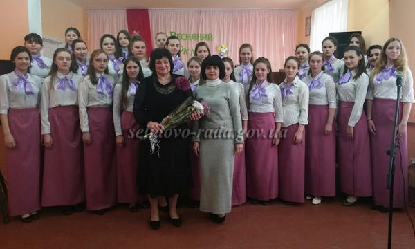 В Селидово состоялся отчетный концерт вокально-хоровых коллективов