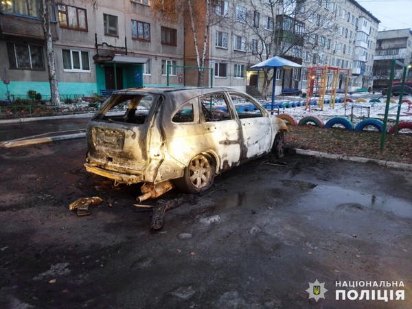 В Покровске ищут свидетелей поджога депутатского автомобиля